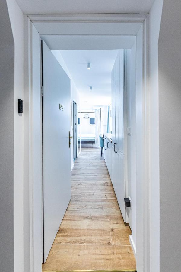 D&V Living Apartment Виена Екстериор снимка